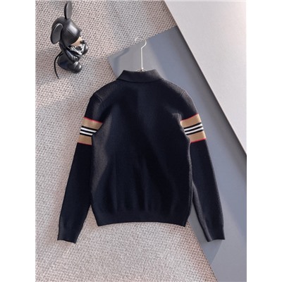 Осеннее зимний свитер поло  Burberr*y