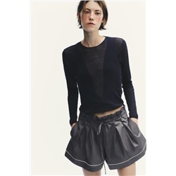 PIPING DETAIL VOLUME SHORTS