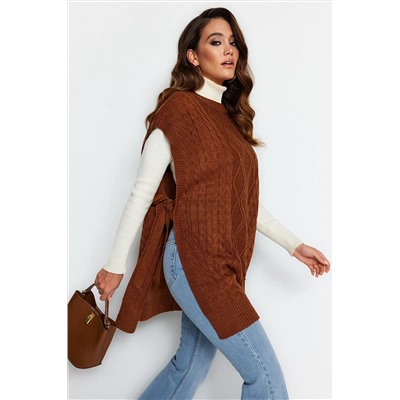 TRENDYOL MODEST Kahverengi Beli Bağlamalı Saç Örgülü Triko Süveter TCTAW22UV0018