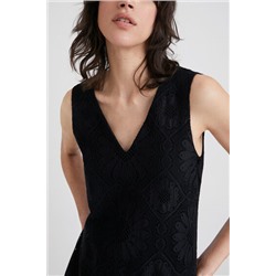 Vestido mini encaje