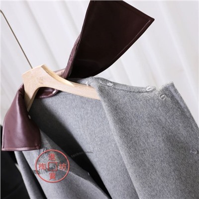 Женское стильное пальто  Maj*e