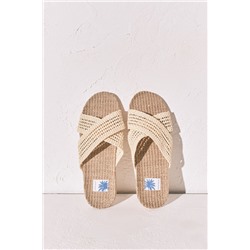 Sandalia tiras efecto rafia