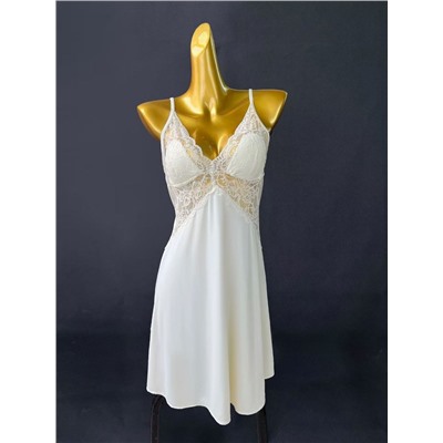 Шелковистая и темпераментная сорочка с кружевом   ЛА ПЕРЛ*А