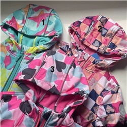 Детская куртка для девочек из софтшелла с ветро- и водозащитными свойствами