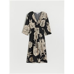 Kleid mit Kuvert-Ausschnitt