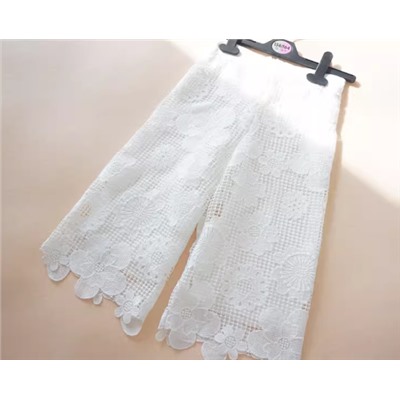 Укороченные кружевные штаны для девочек