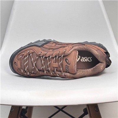 Зимние кроссовки Asic*s