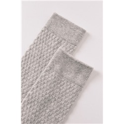 Calcetines largos gris textura malla