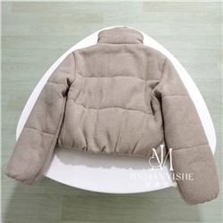 Женская куртка с вязаной фактурой