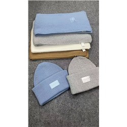 Женские вязаные шарф и шапка   М КОР*С