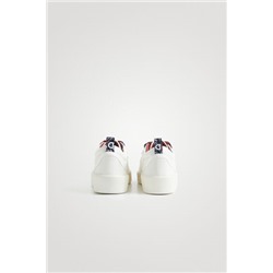 Sneakers cordones doble estampado