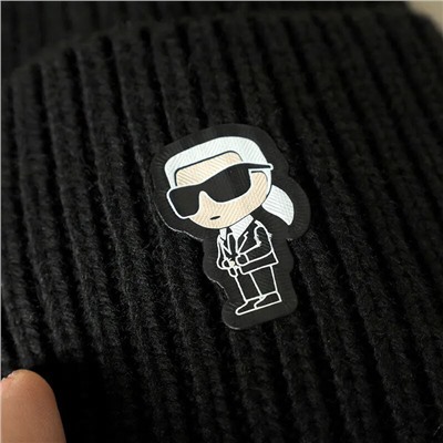 Женская мягкая эластичная шапка  Kar*l Lagerfel*d