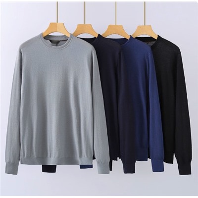 Базовый однотонный вязаный свитер  с круглым вырезом из 100% чистой сверхтонкой мериносовой шерсти