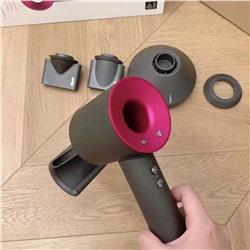 специальной цен Фен Dyson восьмого поколения.  Фен Dyson нового поколения Dyson Supersonic Фен с отрицательными ионами, импортный подарок для дома, Рекомендация HD08 Фиолетовый Красный  Список фенов Dyson HD08 Фен, воздушная насадка*5 (мягкая воздушная насадка*1, гладкая воздушная насадка*1, ветрогенерирующая воздушная насадка*1, диффузионная воздушная насадка*1, противолетящая воздушная насадка*1