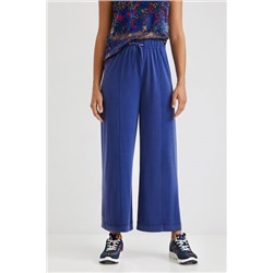 Pantalón cropped pata ancha