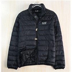 Женская легкая и компактная куртка с воротником-стойкой и невидимым капюшоном  ЭМПОРИО АРМАН*И