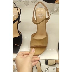 Босоножки бежевые