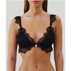 Sujetador triangular push-up de encaje