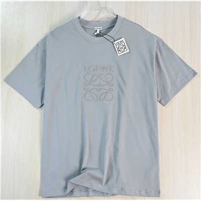 Футболка из плотной хлопковой ткани  ЛОЕВ*Е 💛