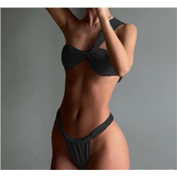 Знакомые купальники? Да, это те самые, которые у нас стоят около 10000₽🙈 мне смешно и страшно, когда вижу такие цифры🤪