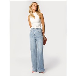 Джинсы трубы рваные из эластичного денима средней плотности