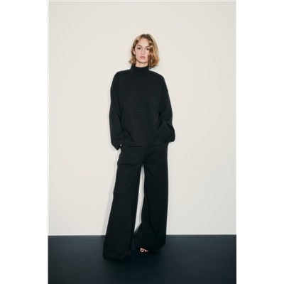 SUDADERA CUELLO ALTO INTERLOCK