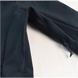 Водонепроницаемая спортивная куртка капюшонная  МАММУ*Т