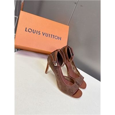 Женские летние туфли ЛУИ В