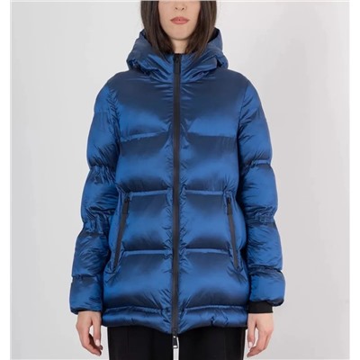 Модная блестящая стеганая куртка