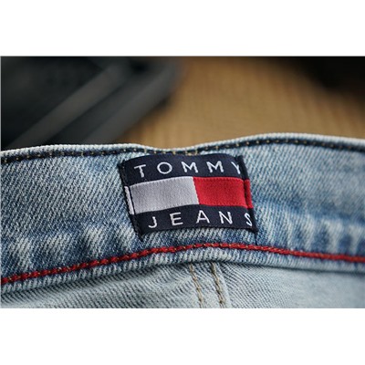 Женские прямые джинсы с вышивкой ТОММИ ХИЛФИГЕ*Р
