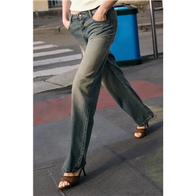 Z1975 STRAIGHT LOOSE FIT MID-WAIST JEANS