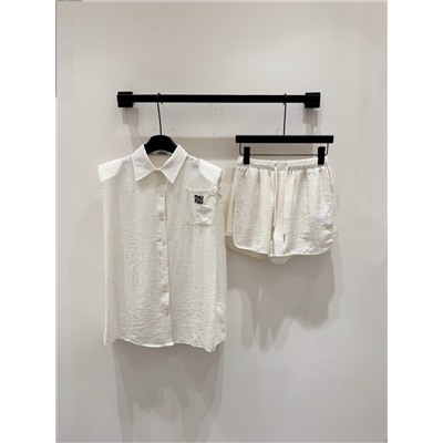 Костюм люкс распродажа