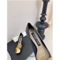 Стильные туфли на высоком каблуке