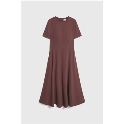 Приталенное женское платье миди  ЛАЙ*М с карманами в боковым швах, экспорт