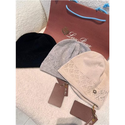 Нежная кашемировая шапка  Lor*o Pian*a