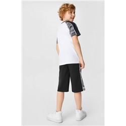 Set - Kurzarmshirt und Sweatshorts - 2 teilig