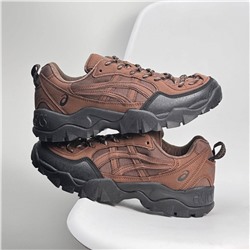 Зимние кроссовки Asic*s