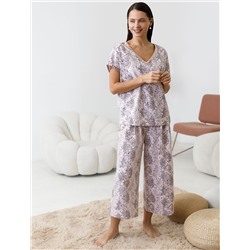 Свободная футболка с V-вырезом и цельнокроеным рукавом из 100% хлопка с принтом