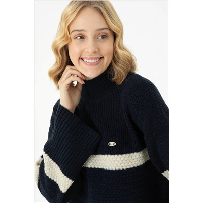 Kadın Lacivert Balıkçı Yaka Kazak