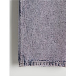 Baggy-Jeans mit Acid-Wascheffekt