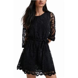 Vestido estilo crochet Johnson Hartig