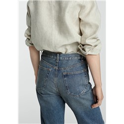 Jeans rectos costuras adelantadas