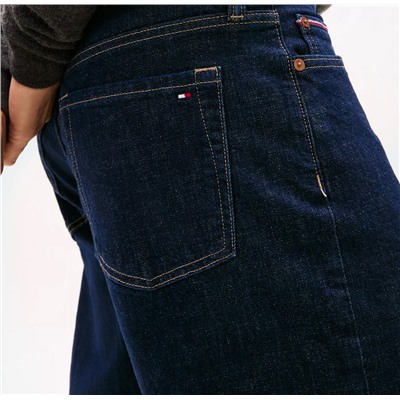 Plaid-Lined Straight Loose Jean