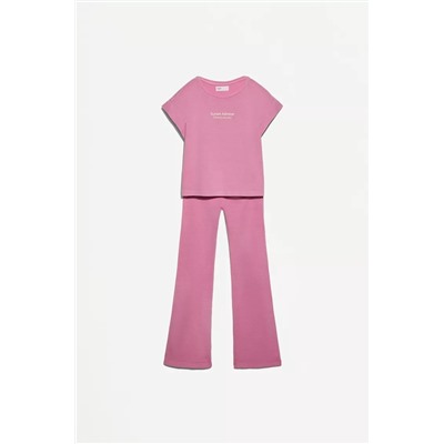 Set camiseta y legging flare efecto lavado