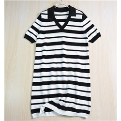 Трикотажное платье с воротником-поло КО*С