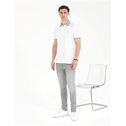 Beyaz Slim Fit Polo Yaka Tişört