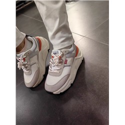 Женские кроссовки ЛЕВАЙ*С