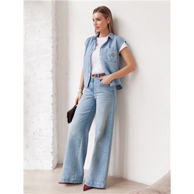 Джинсы трубы с декоративной стиркой из эластичного денима средней плотности