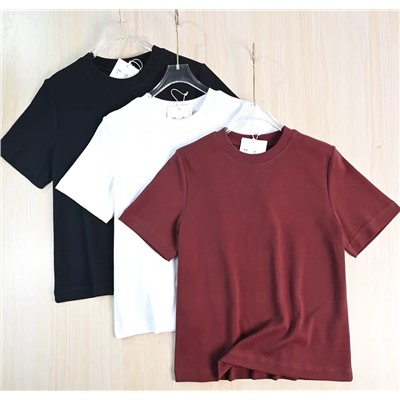 Женская базовая футболка КО*С