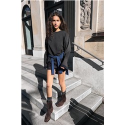 OVERSIZED LONG SLEEVE T-SHIRT